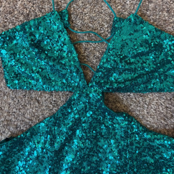 Hello Molly Sparkling Green Backless Dress - Picture 5 of 8